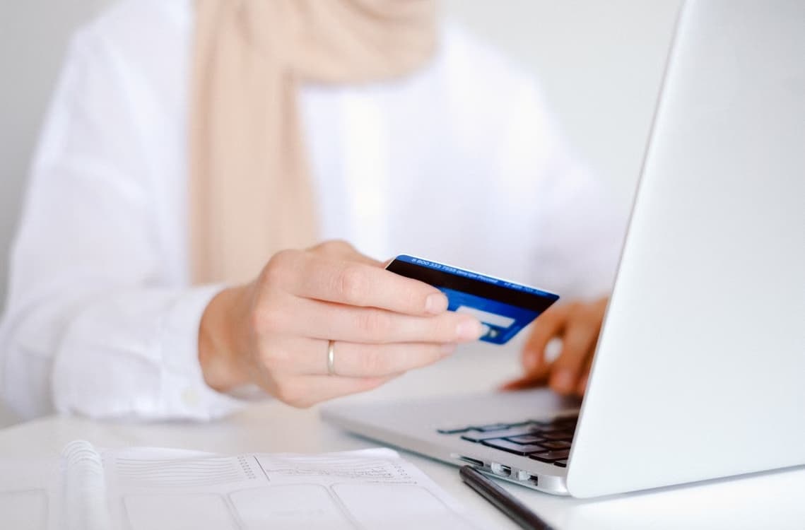 Cómo comprar el SOAT online en Perú de forma segura — Karlos Seguros